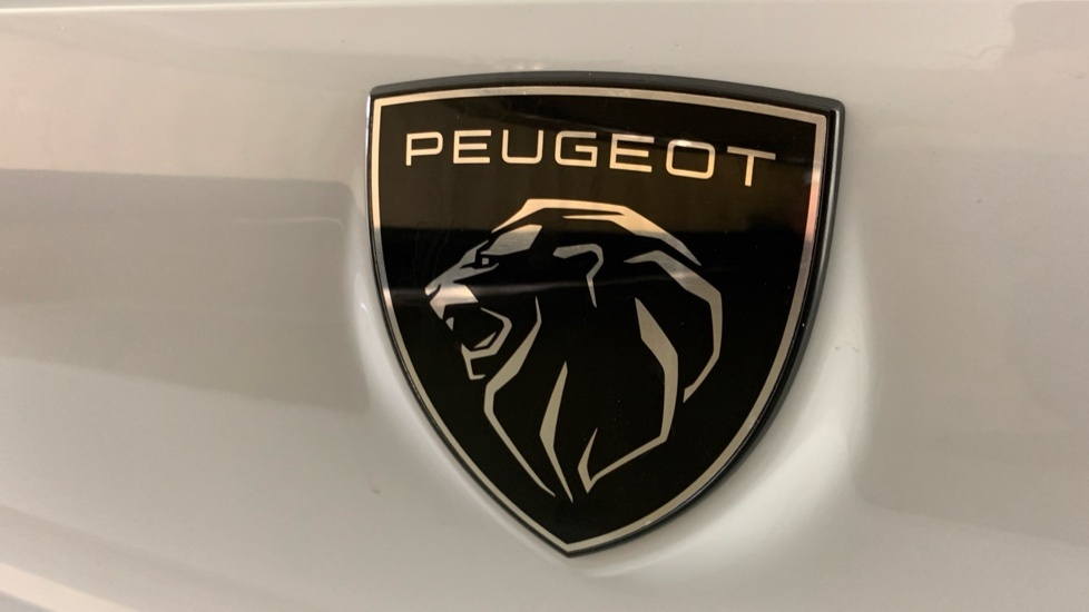 Peugeot 308 1.2 Hybrid 145 Gt E-dsc6 Grey #60