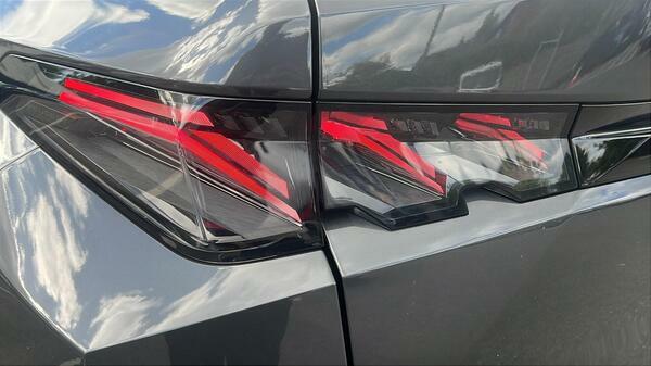 Peugeot 3008 73Kwh Gt Suv 210 Ps #5
