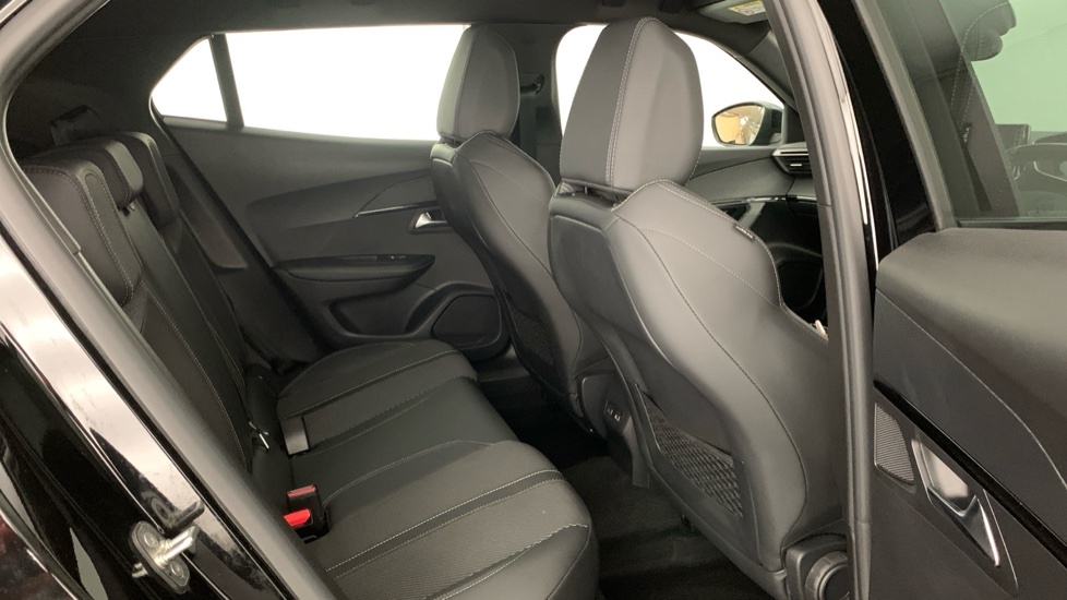 Peugeot 2008 1.2 Puretech 130 Allure Grey #62