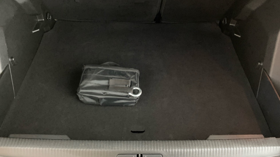 Peugeot 2008 1.2 Puretech 130 Allure Grey #44