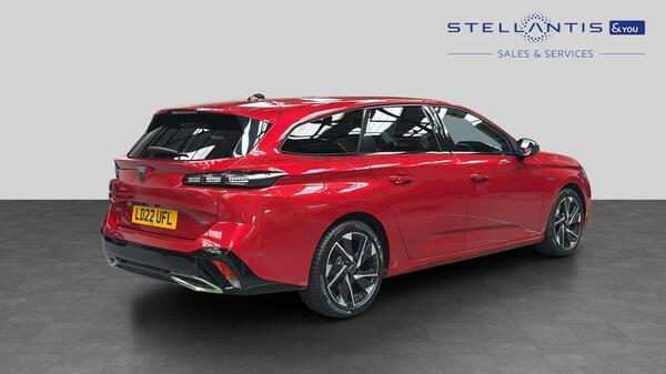 Peugeot 308 SW 1.6 12.4Kwh Allure Premium Estate Plug-  #3