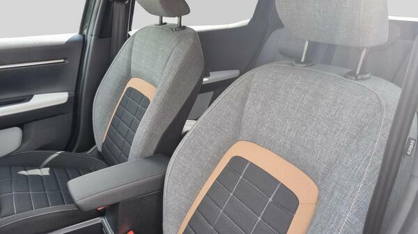 Citroen C3 Aircross 1.2 Hybrid 145 Max E-dcs6 White #16