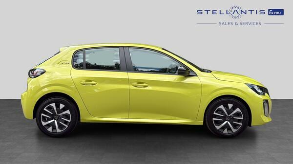 Peugeot 208 1.2 Puretech Style Hatchback Eur #2