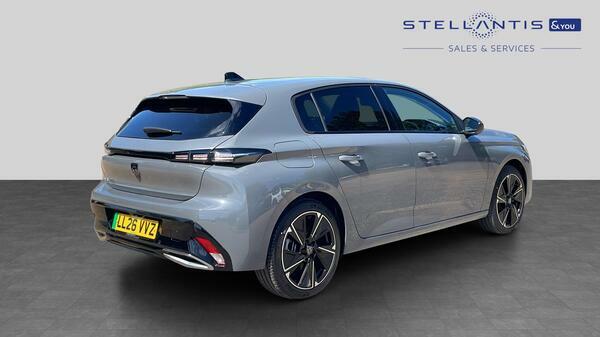 Peugeot 308 54Kwh Allure Hatchback 156 Ps  #3