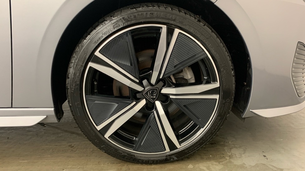 Peugeot 308 1.2 Puretech Gt Eat8 Red #23