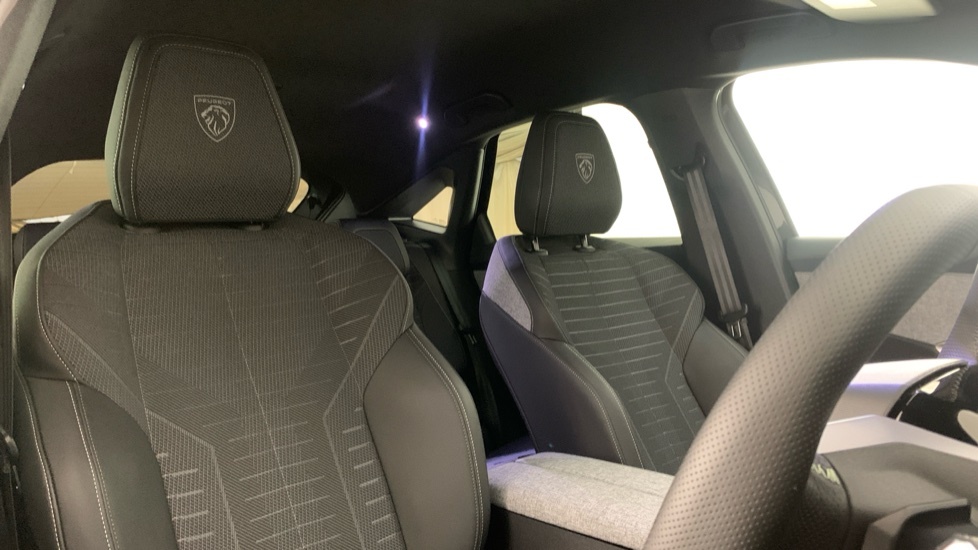 Peugeot 3008 1.2 Hybrid 145 Gt E-dsc6 Grey #40