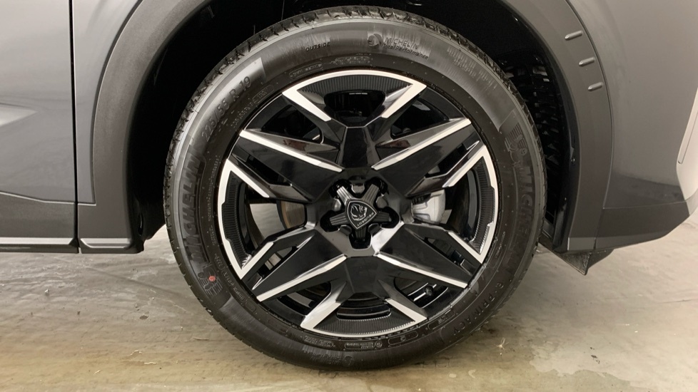 Peugeot 3008 1.2 Hybrid 145 Gt E-dsc6 Grey #24