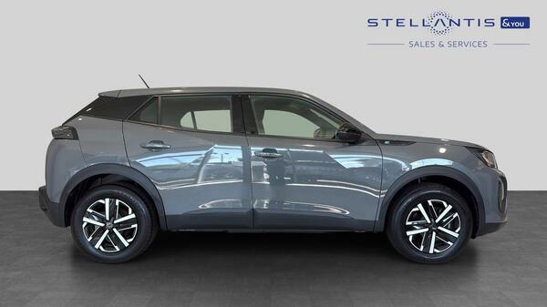 Peugeot e-2008 50Kwh Active Suv 11Kw Charger #2