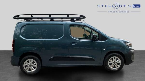 Peugeot E-Partner 800 52Kwh Asphalt Standard Panel Van #2