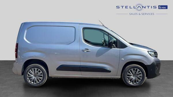 Peugeot Partner 1.5 Bluehdi 1000 Asphalt Standard Panel Van Di #2