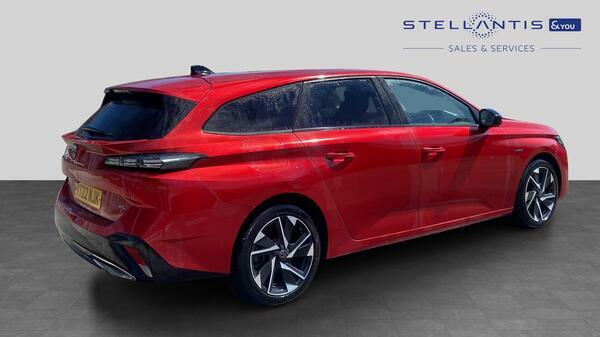Peugeot 308 SW 1.6 12.4Kwh Allure Premium Estate Plug-  #3