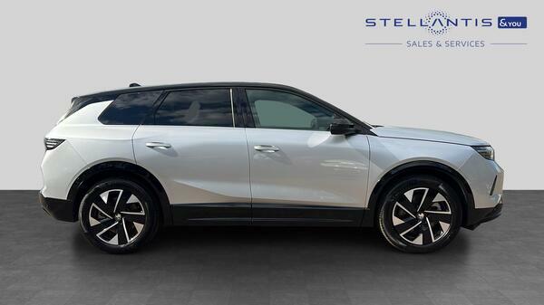 Vauxhall Grandland 73Kwh Gs Suv 213 Ps DL25EFA #2