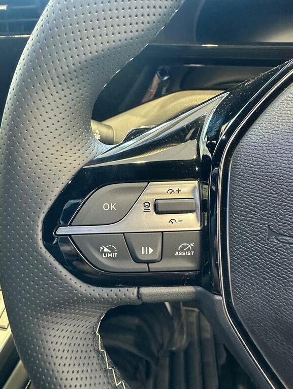 Peugeot 408 1.2L 130 Eat8 Ss 8-Speed #32