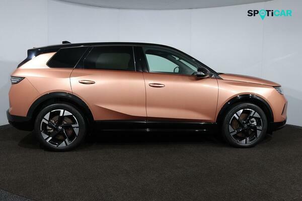 Vauxhall Grandland 73Kwh Ultimate Suv 213 Ps FV74GYO #5