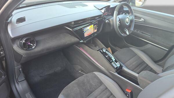 Alfa Romeo Junior 54Kwh Elettrica Veloce Suv 280 #15