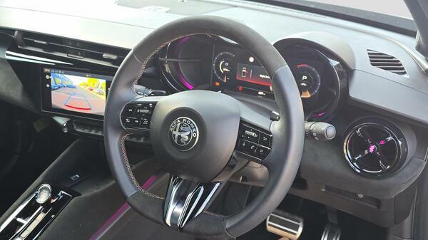 Alfa Romeo Junior 54Kwh Elettrica Veloce Suv 280 #17