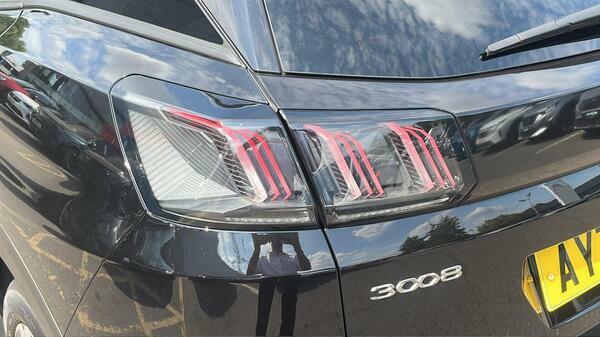Peugeot 3008 1.5 Bluehdi Allure Suv Eat Euro 6 Ss #5