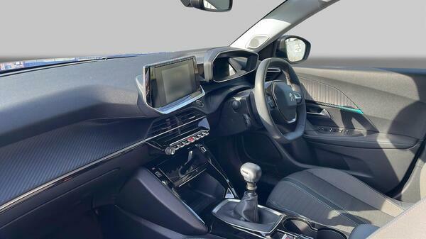 Peugeot 2008 1.2 Puretech Allure Premium Euro 6 Ss Black #15