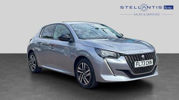 Peugeot 208 1.2 Puretech Allure Premium Hatchback