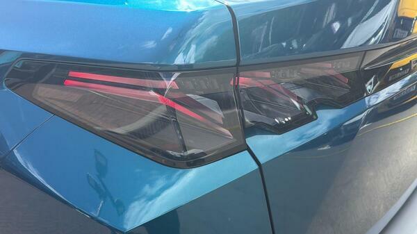 Peugeot 3008 73Kwh Gt Suv 210 Ps #5