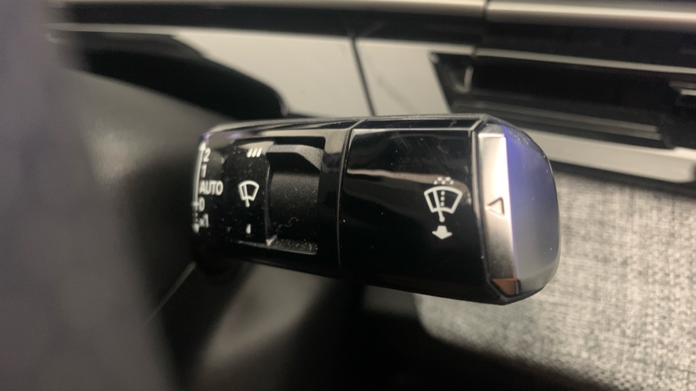 Peugeot 3008 1.2 Hybrid 145 Allure E-dsc6 White #17