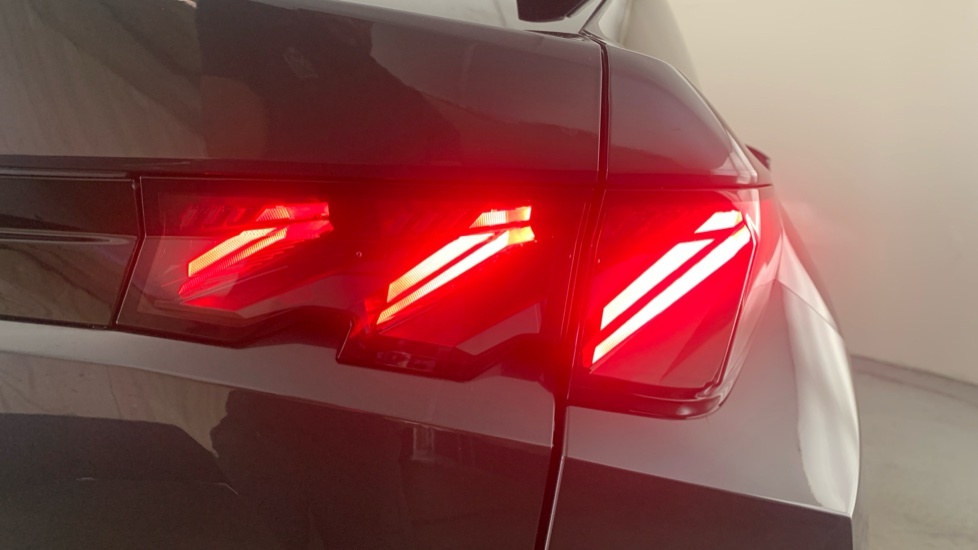 Peugeot 3008 1.2 Hybrid 145 Allure E-dsc6 White #39