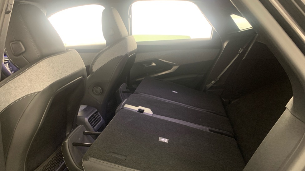 Peugeot 3008 1.2 Hybrid 145 Allure E-dsc6 White #55