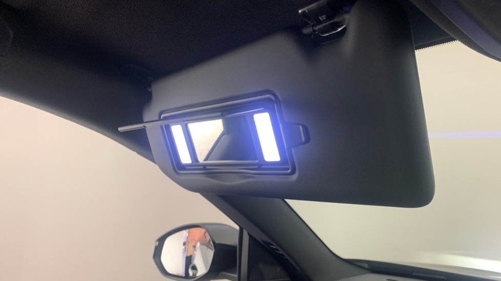 Peugeot 3008 1.2 Hybrid 145 Allure E-dsc6 White #35