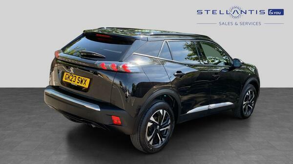 Peugeot 2008 1.2 Puretech Allure Premium Suv Manua #3