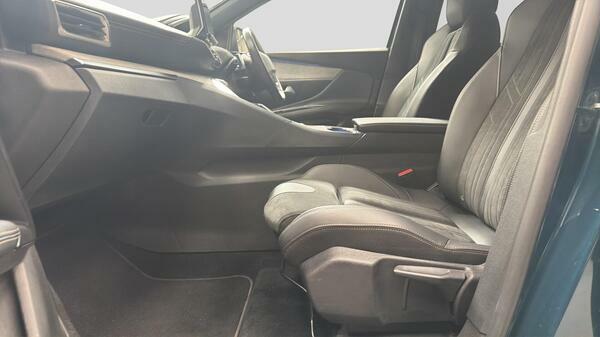 Peugeot 3008 1.2 Puretech Gt Premium Eat8 White #31