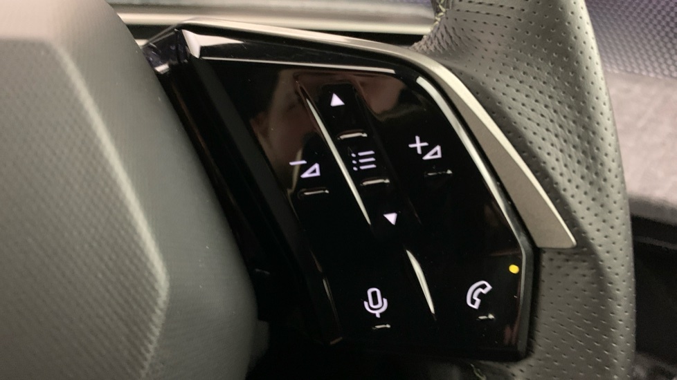 Peugeot 5008 1.2 Hybrid 136 Gt E-dsc6 Black #20