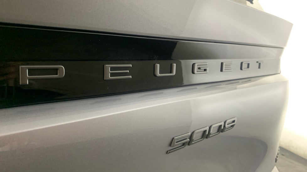 Peugeot 5008 1.2 Hybrid 136 Gt E-dsc6 Black #63