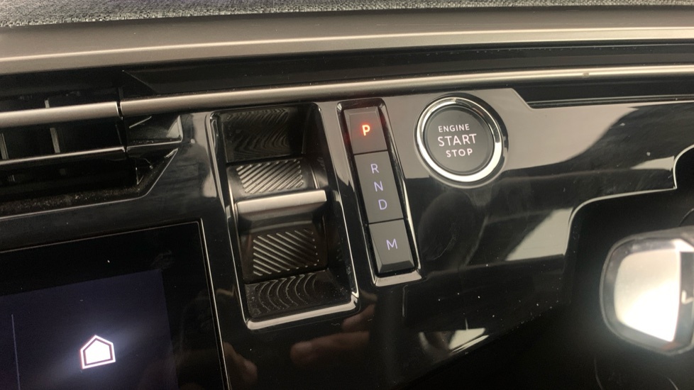 Peugeot 3008 1.2 Hybrid 136 Gt E-dsc6 White #35