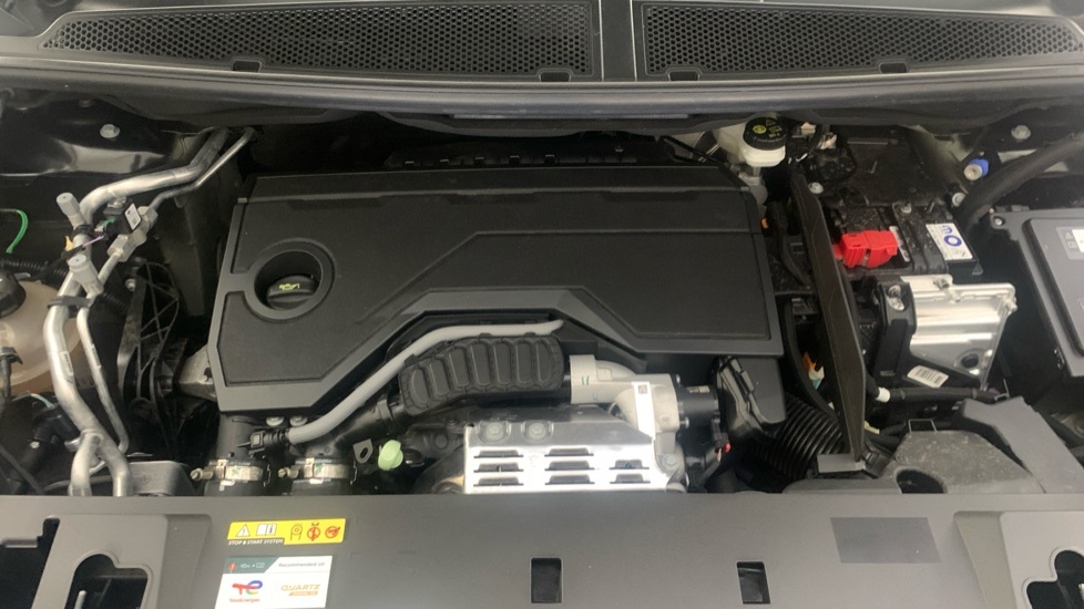 Peugeot 3008 1.2 Hybrid 136 Gt E-dsc6 White #23