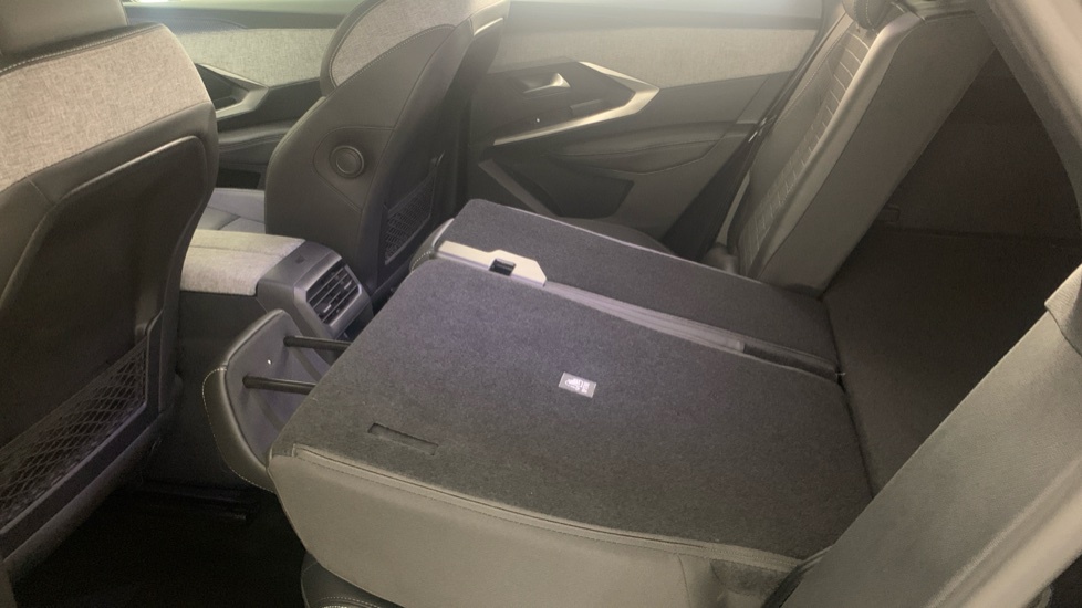 Peugeot 3008 1.2 Hybrid 136 Gt E-dsc6 White #54