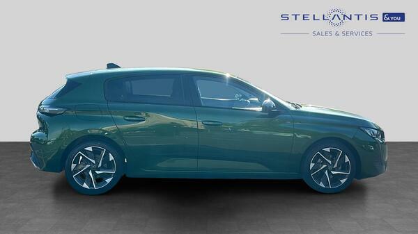 Peugeot 308 1.2 Puretech Allure Premium Hatchback E EO73OJA #2