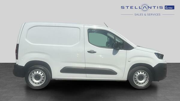 Peugeot Partner 1.5 Bluehdi 1000 Professional Premium Standard P #2