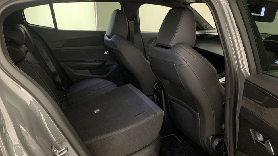Peugeot 408 1.2 Hybrid Gt Fastback Hybrid E-dsc6 Eu  #64