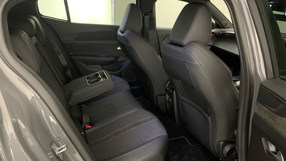 Peugeot 408 1.2 Hybrid Gt Fastback Hybrid E-dsc6 Eu  #65