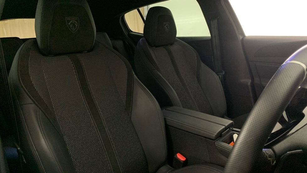 Peugeot 408 1.2 Hybrid Gt Fastback Hybrid E-dsc6 Eu  #40