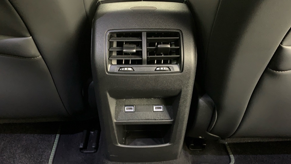 Peugeot 408 1.2 Hybrid Gt Fastback Hybrid E-dsc6 Eu  #29
