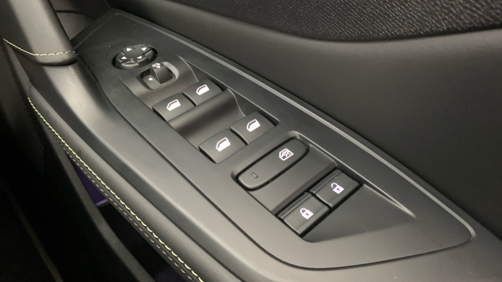 Peugeot 408 1.2 Hybrid Gt Fastback Hybrid E-dsc6 Eu  #39