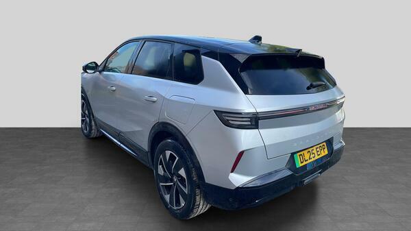 Vauxhall Grandland 73Kwh Gs Suv 213 Ps  #5