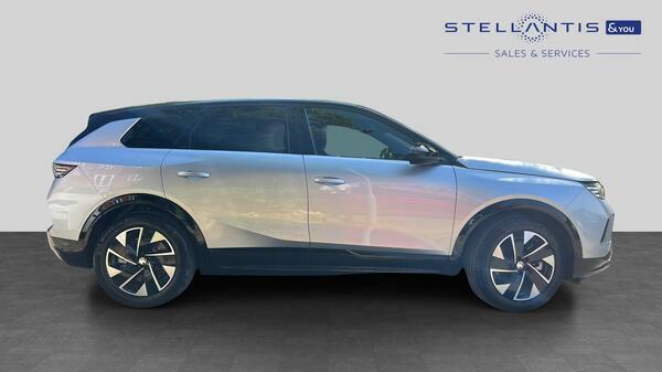 Vauxhall Grandland 73Kwh Gs Suv 213 Ps  #2