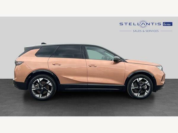 Vauxhall Grandland 73Kwh Ultimate Suv 213 Ps 