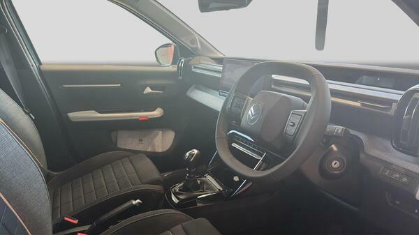 Citroen C3 Aircross 1.2 Turbo Collection White #32
