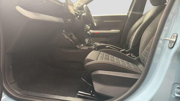 Citroen C3 Aircross 1.2 Turbo Collection White #31