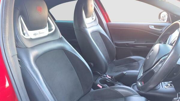 Alfa Romeo Giulietta Tbi Veloce Tct 5-Door Red #18