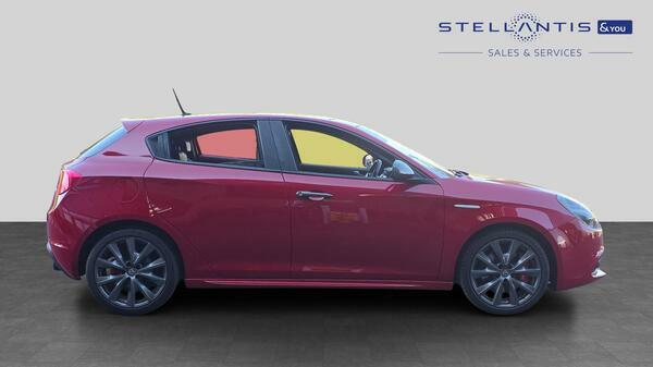 Alfa Romeo Giulietta 1750 Tbi Veloce Hatchback Tct Euro 6 2 Red #2