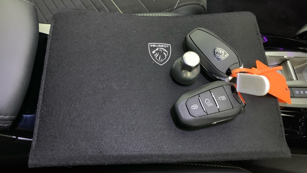 Peugeot 208 Peugeot 208 Special Edi 1.2 Grey #42